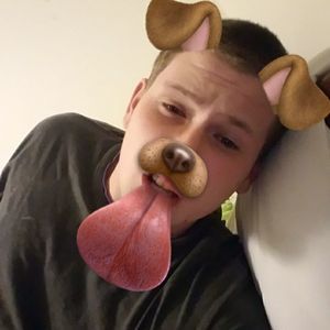 Meet your Posher, Devin